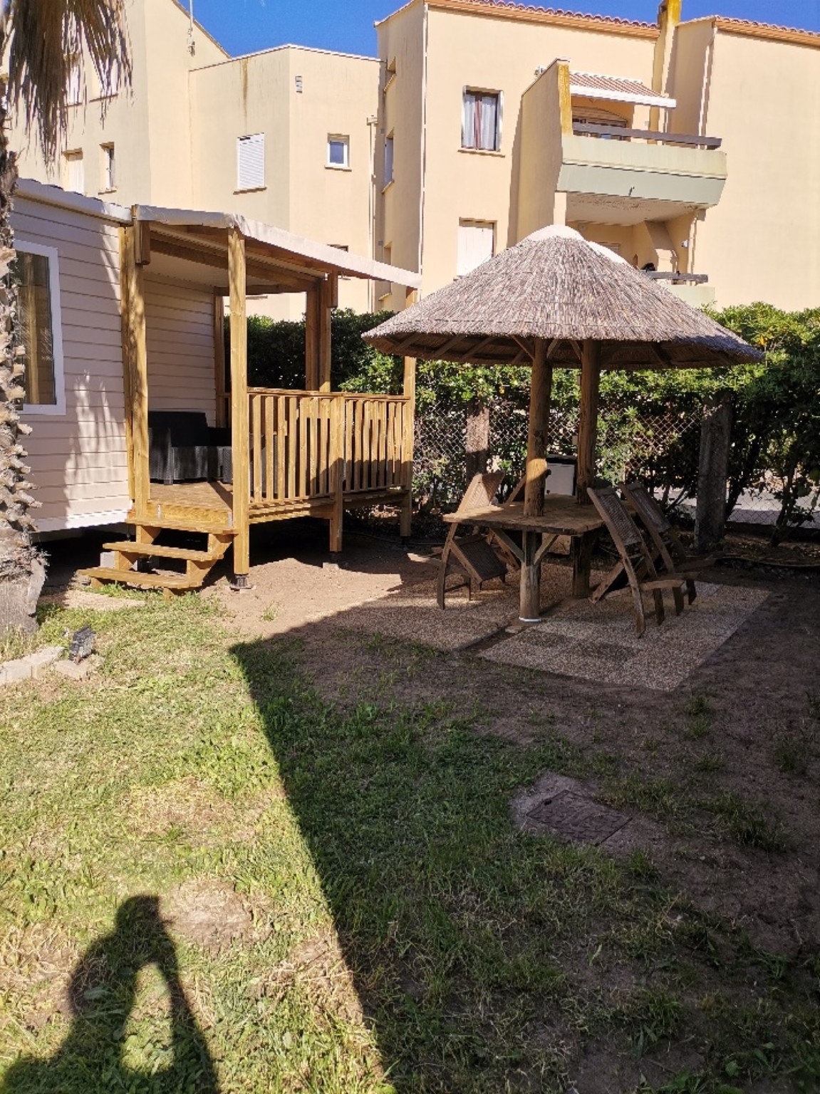 Loggia II avec terrasse couverte au Camping Le Rieu